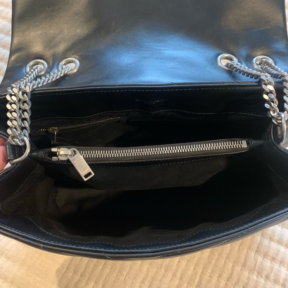 YSL Saint Laurent LouLou Medium in Quilted “Y” Leather - Picture 11 of 15